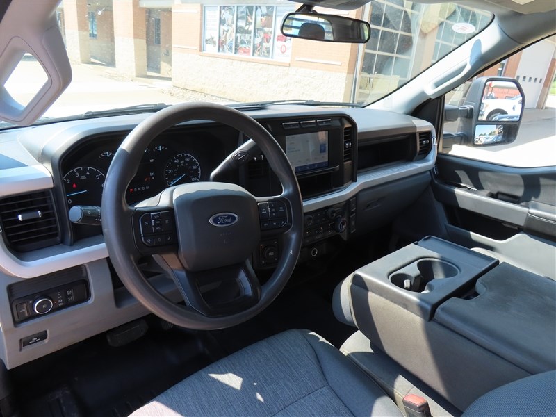 2023 FORD F250 CREW CAB 4X4 SUPER DUTY 7.3 LITER V8 - 9