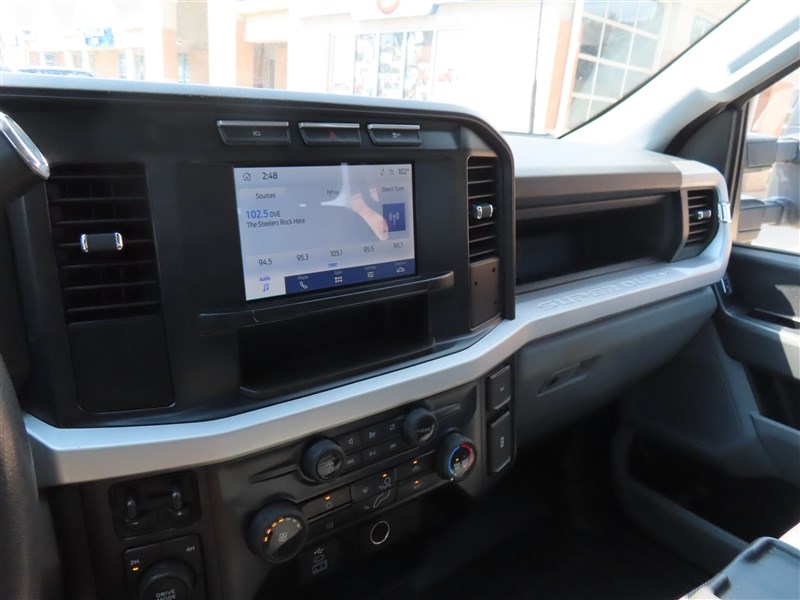2023 FORD F250 CREW CAB 4X4 SUPER DUTY 7.3 LITER V8 - 11