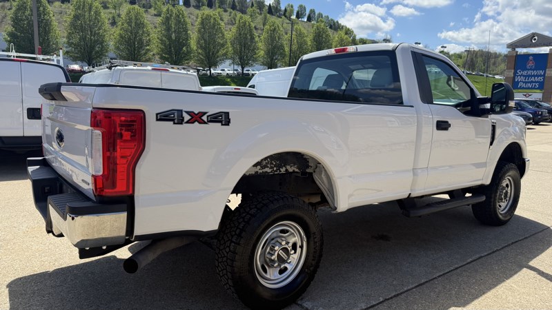 2017 FORD F250 SUPER DUTY 4X4 REG CAB 6.2L V8 GAS - 4
