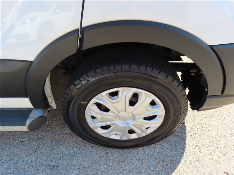 2021 FORD TRANSIT CARGO 2500 photo 32 of 44