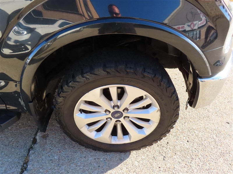 2015 FORD F150 4X4 CREW CAB photo 32 of 40