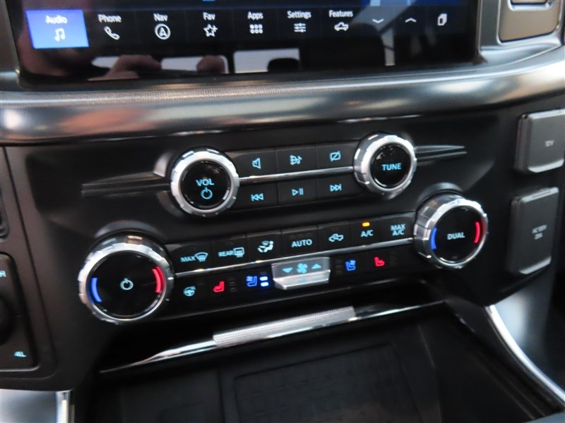 2024 FORD F150 RAPTOR photo 17 of 62