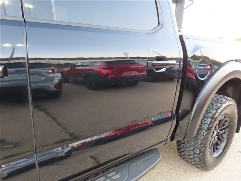 2024 FORD F150 RAPTOR photo 39 of 62