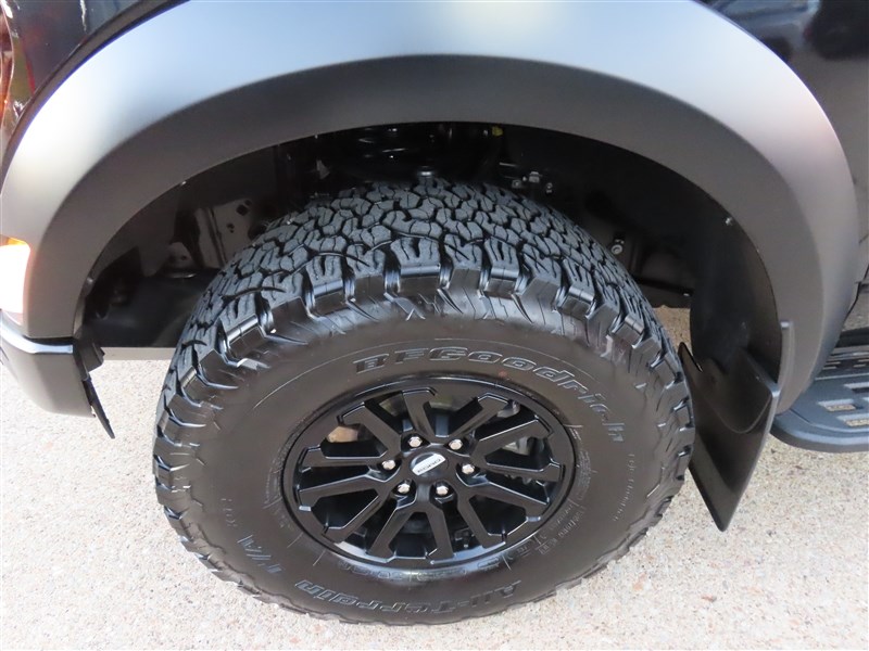 2024 FORD F150 RAPTOR photo 42 of 62