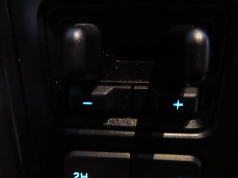 2024 FORD F150 4X4 photo 25 of 44