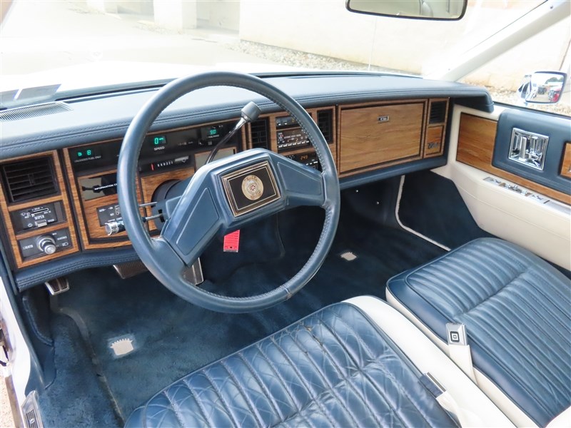 1985 CADILLAC ELDORADO COMMERATIVE EDITION - 11