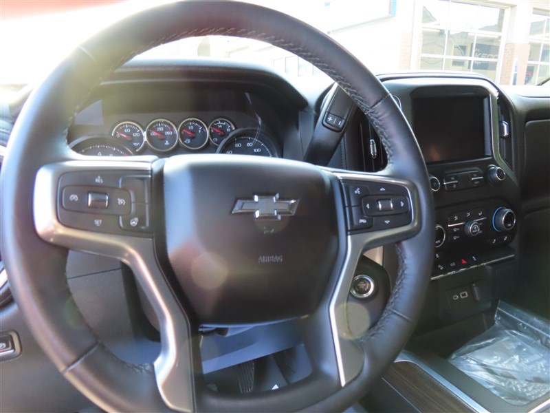 2022 CHEVROLET SILVERADO 1500 LT 4X LT CREW CAB LIFTED TRAIL BOSS - 11