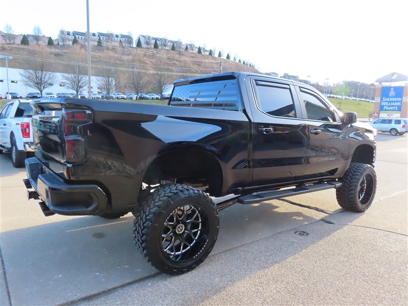 2022 CHEVROLET SILVERADO 1500 LT 4X LT CREW CAB LIFTED TRAIL BOSS - 4