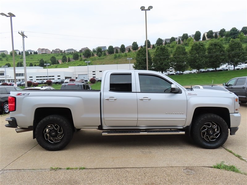 2018 CHEVROLET SILVERADO 1500 4X4 Z71  4 DOOR LT TRIM - 3