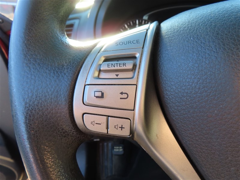 2015 NISSAN ALTIMA photo 16 of 36