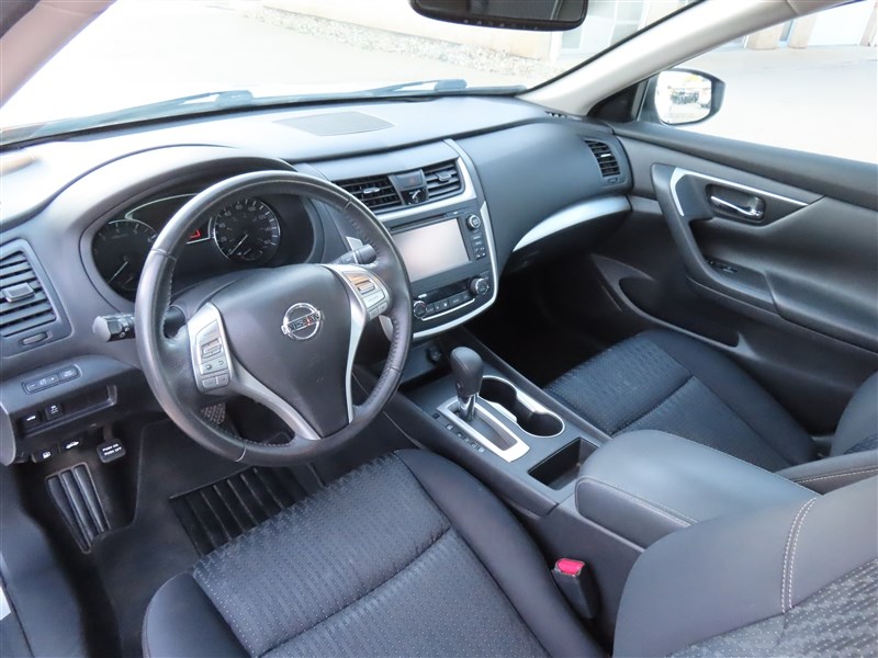 2017 NISSAN ALTIMA SV SEDAN 2.5 - 9