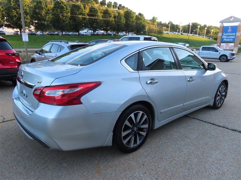 2017 NISSAN ALTIMA SV SEDAN 2.5 - 4