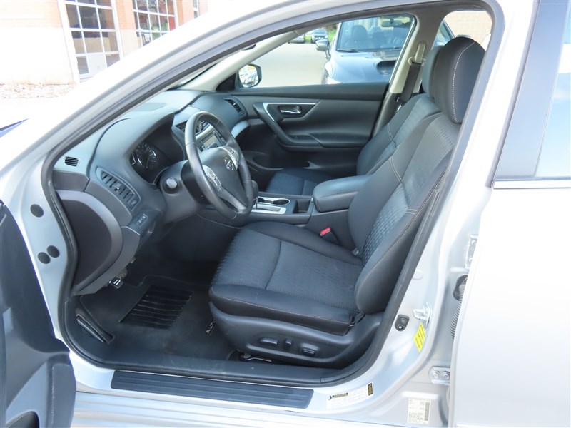 2017 NISSAN ALTIMA SV SEDAN 2.5 - 7