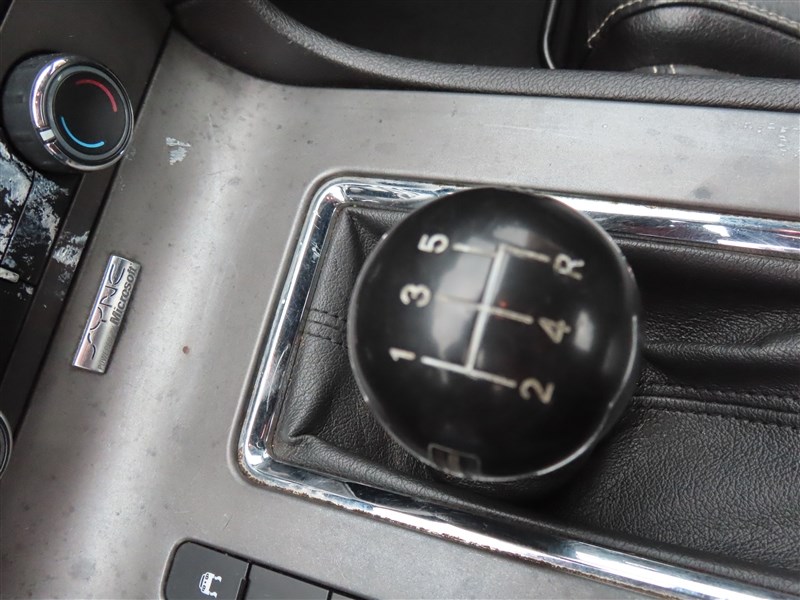 2010 FORD MUSTANG GT COUPE PREMIUM V8 5 SPEED MANUAL - 11