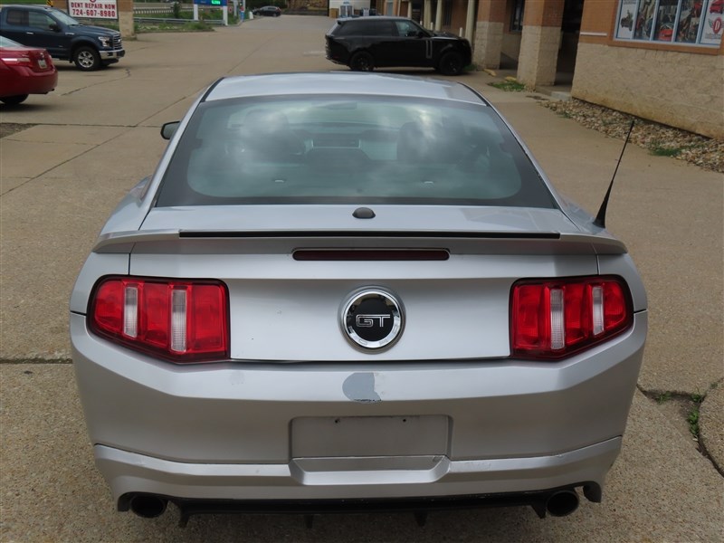 2010 FORD MUSTANG GT COUPE PREMIUM V8 5 SPEED MANUAL - 4