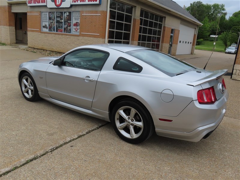 2010 FORD MUSTANG GT COUPE PREMIUM V8 5 SPEED MANUAL - 5