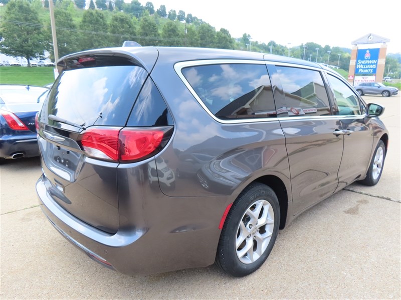 2018 CHRYSLER PACIFICA TOURING PLUS - 4