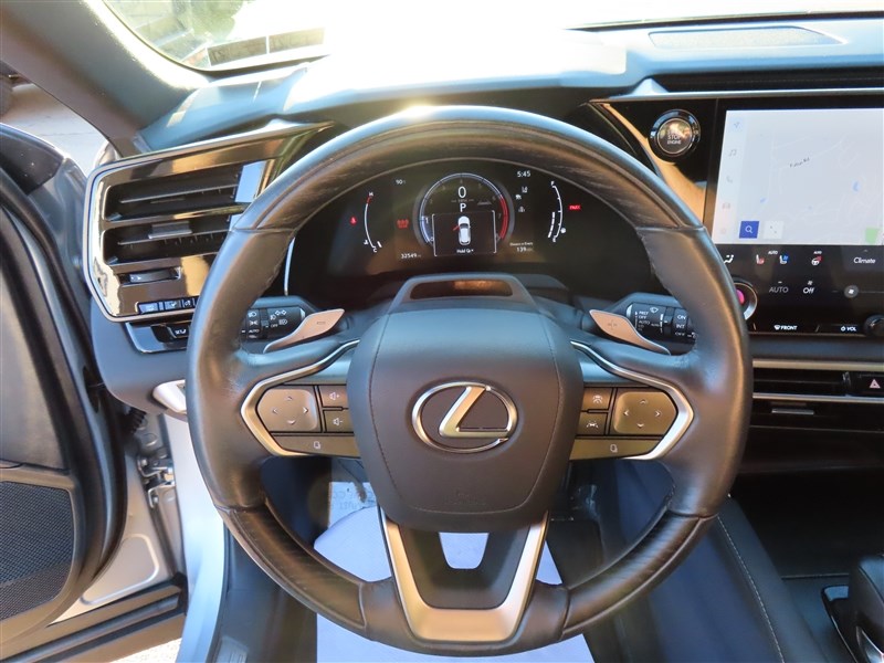 2024 LEXUS RX 350 AWD photo 11 of 47