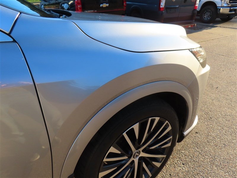 2024 LEXUS RX 350 AWD photo 40 of 47