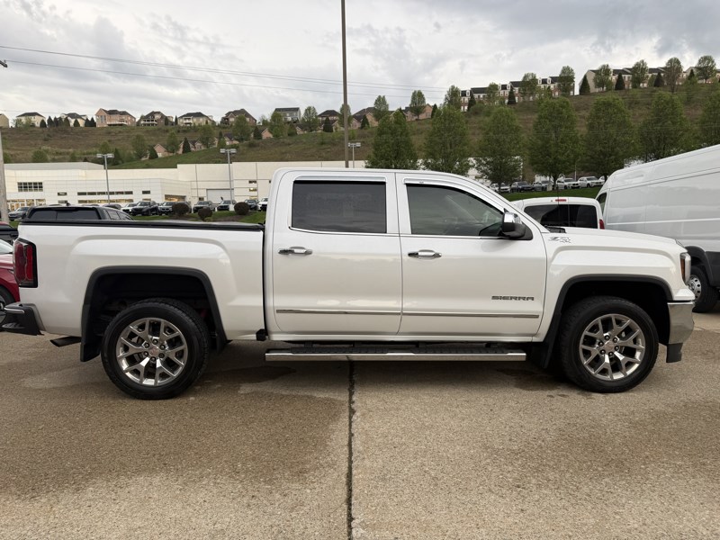 2018 GMC SIERRA 1500 4X4 SLT CREW CAB 4X4 - 3