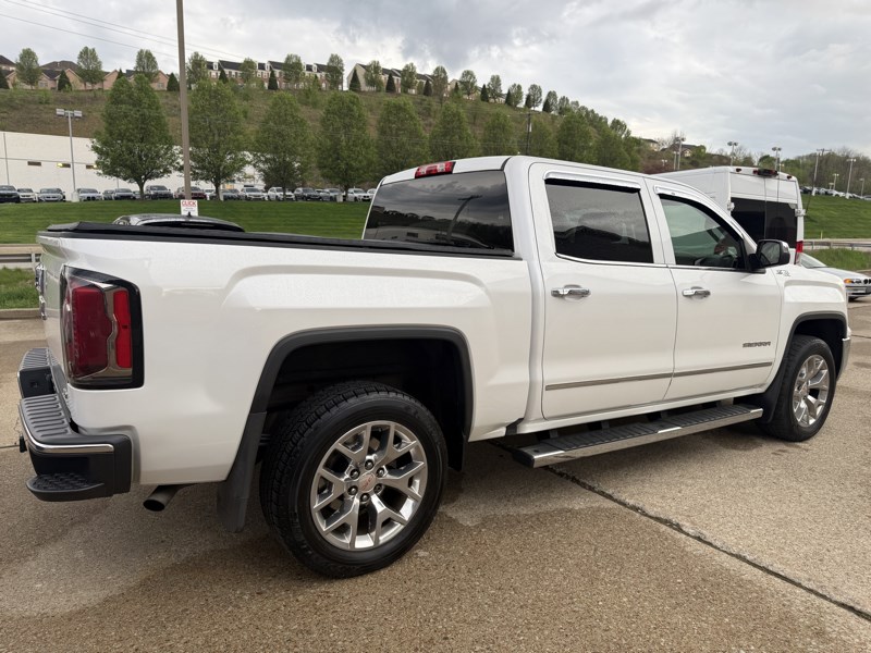 2018 GMC SIERRA 1500 4X4 SLT CREW CAB 4X4 - 4