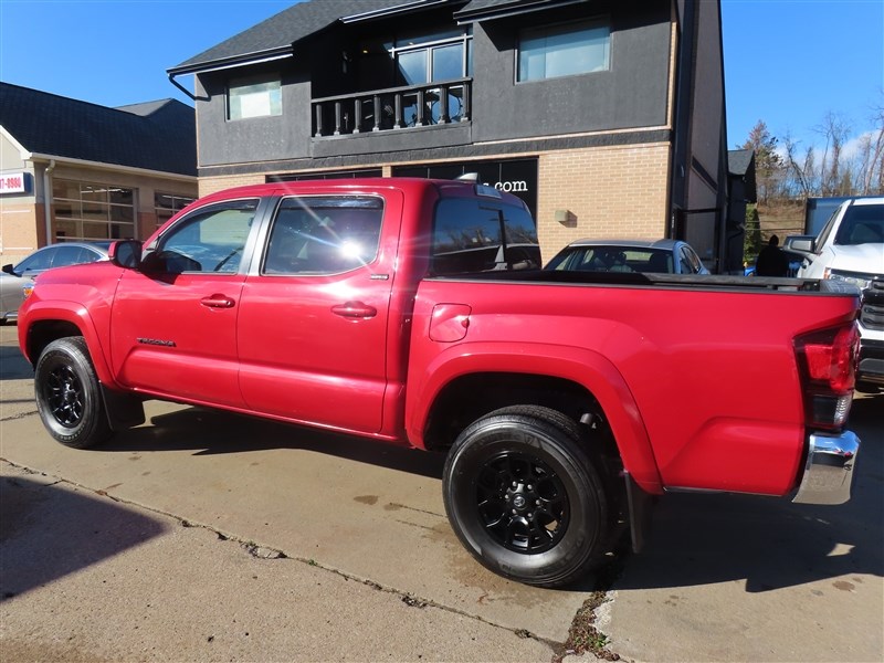 2022 TOYOTA TACOMA 3.5 V6 4X4 CREW CAB SR5 3.5L V6 - 5