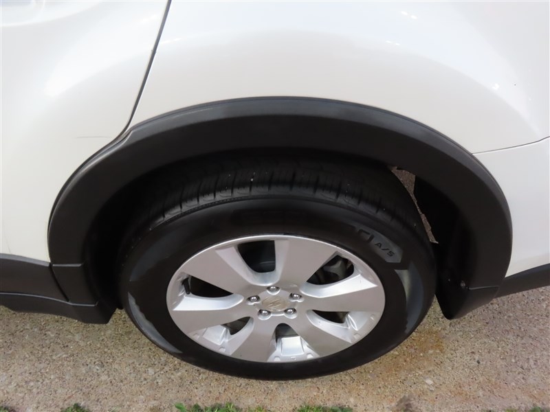 2012 SUBARU OUTBACK photo 27 of 44