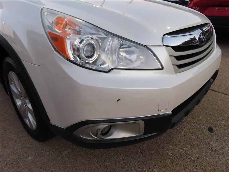 2012 SUBARU OUTBACK photo 35 of 44