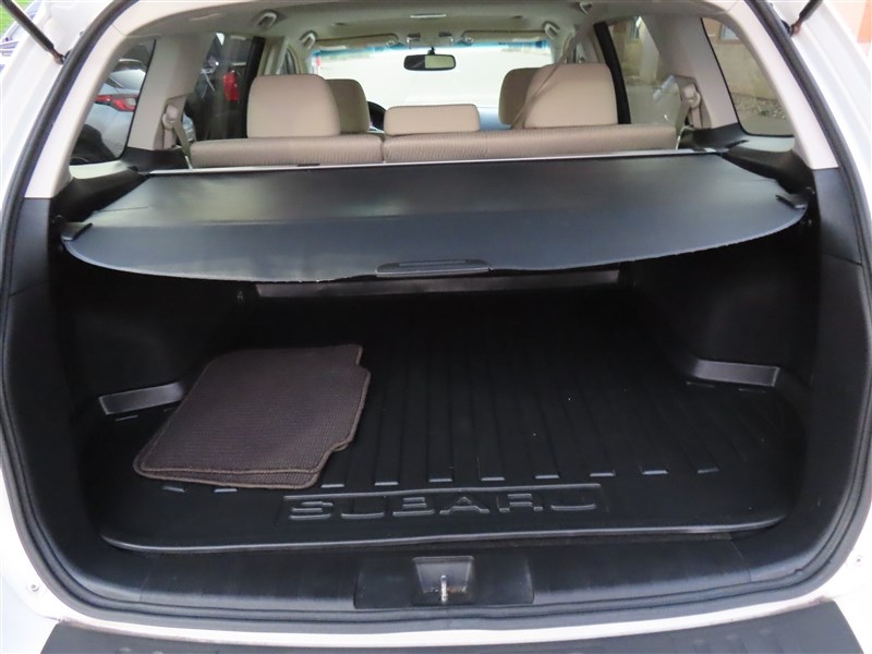 2012 SUBARU OUTBACK photo 43 of 44