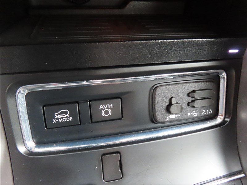 2022 SUBARU ASCENT photo 16 of 51