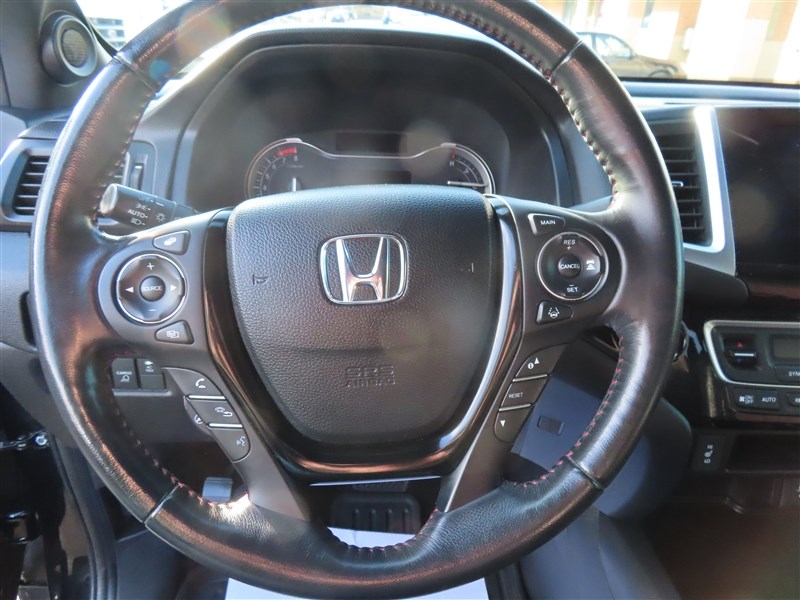 2019 HONDA RIDGELINE AWD BLACK EDITION - 10