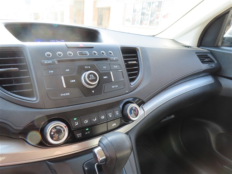 2015 HONDA CR-V LX AWD photo 12 of 46