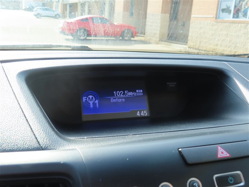 2015 HONDA CR-V LX AWD photo 13 of 46
