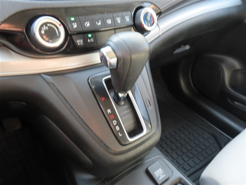 2015 HONDA CR-V LX AWD photo 16 of 46