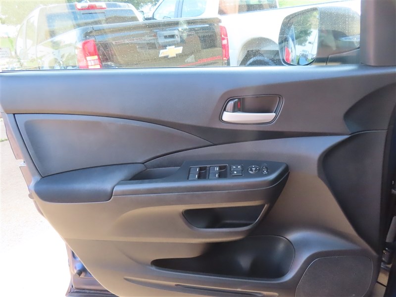 2015 HONDA CR-V LX AWD photo 23 of 46