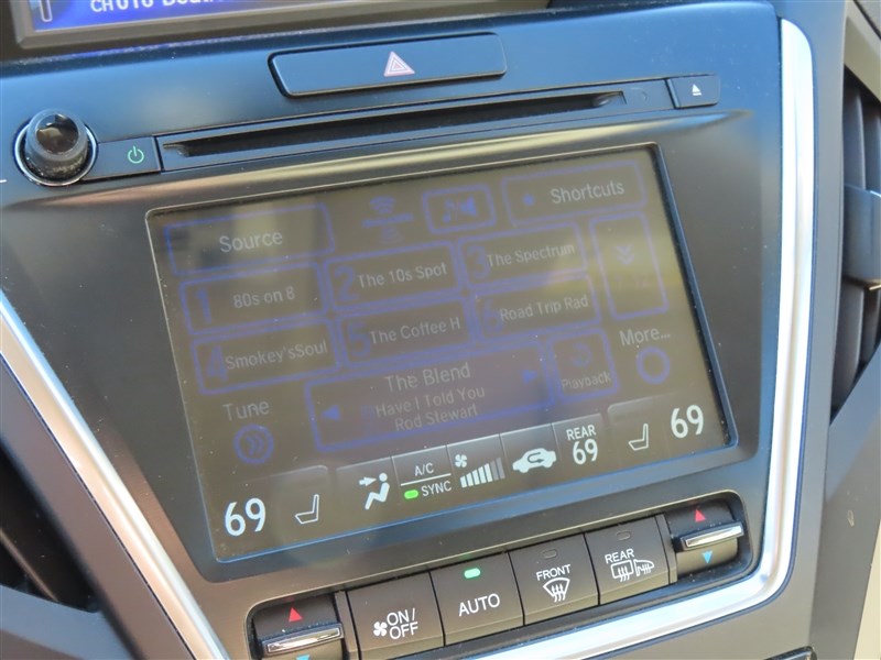 2017 ACURA MDX photo 14 of 50