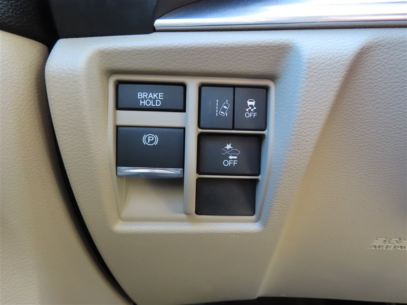 2017 ACURA MDX photo 25 of 50