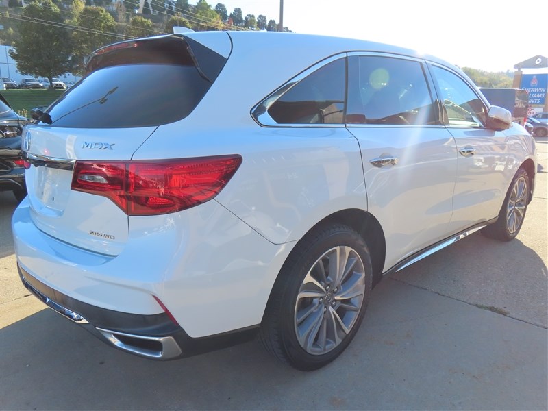 2017 ACURA MDX photo 5 of 50