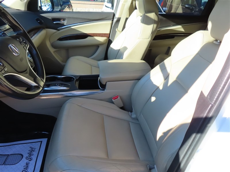 2017 ACURA MDX photo 9 of 50