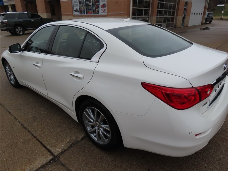 2017 INFINITI Q50 AWD PREMIUM 3.0T AWD - 6