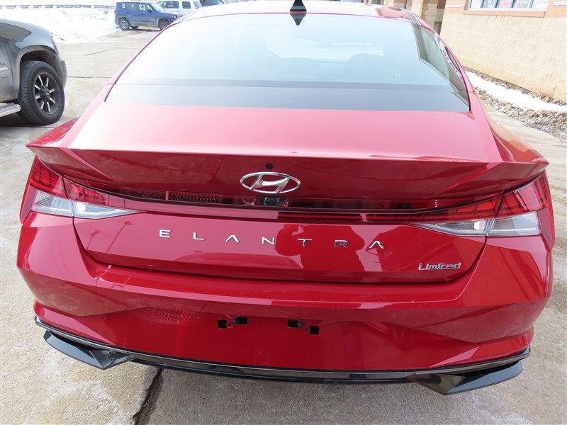 2023 HYUNDAI ELANTRA LIMITED LIMITED SEDAN - 5