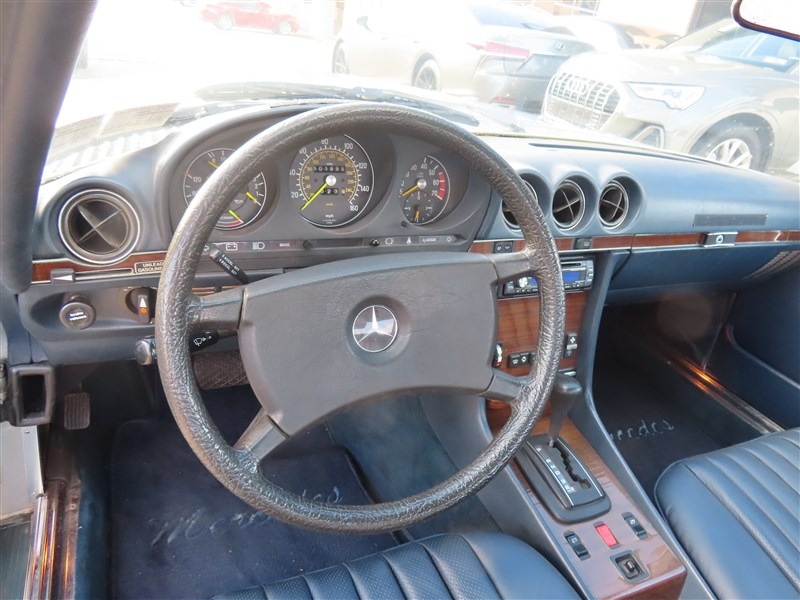 1983 MERCEDES-BENZ SL 380 ROADSTER - 10