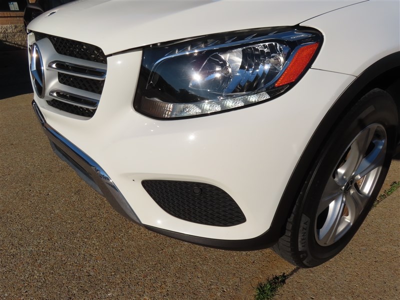 2017 MERCEDES-BENZ GLC300 4MATIC photo 32 of 44