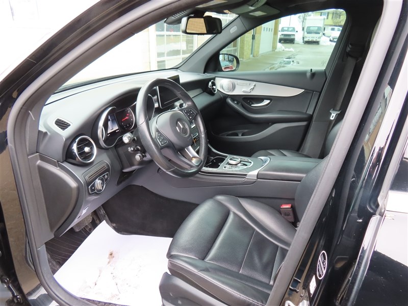 2019 MERCEDES-BENZ GLC300 4MATIC AWD-PANO ROOF-BURMEISTER SOUND - 7