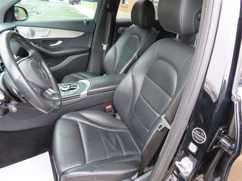 2019 MERCEDES-BENZ GLC300 4MATIC AWD-PANO ROOF-BURMEISTER SOUND - 8