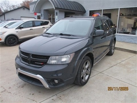 2018 Dodge Journey Crossroad's photo
