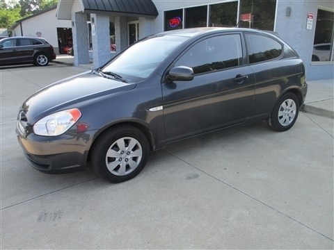 2011 Hyundai Accent GS's photo
