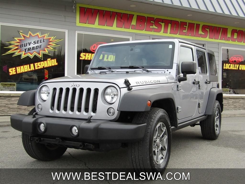 2015 Jeep Wrangler Unlimited Rubicon's photo