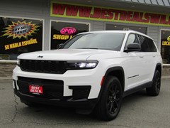 A 2024 Jeep Grand Cherokee L LAREDO