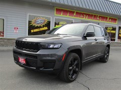 A 2023 Jeep Grand Cherokee L LAREDO